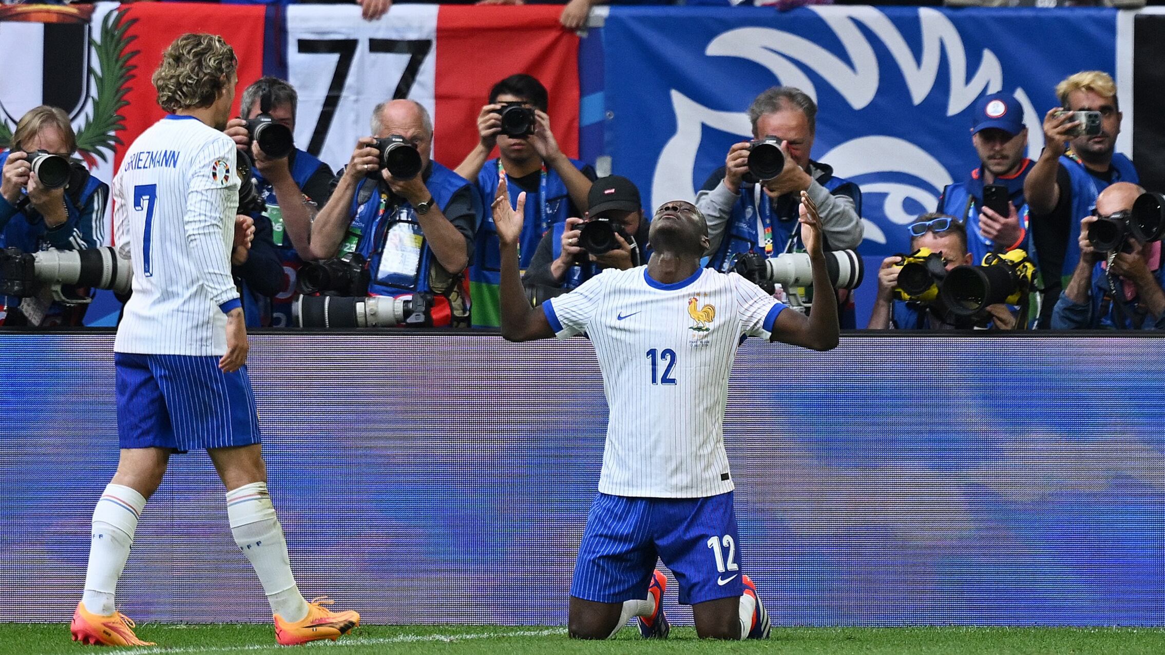 Francia clasifica a Cuartos de Final y enfrentará al ganador entre Portugal y Eslovenia.