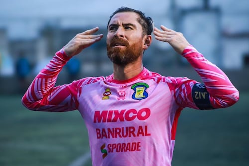 Mixco derroto a Municipal y aprieta la lucha por la cima de la Liga Nacional