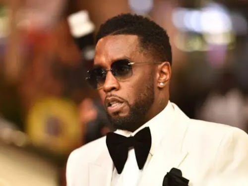 Comparten el primer video de Sean “Diddy” Combs en la cárcel