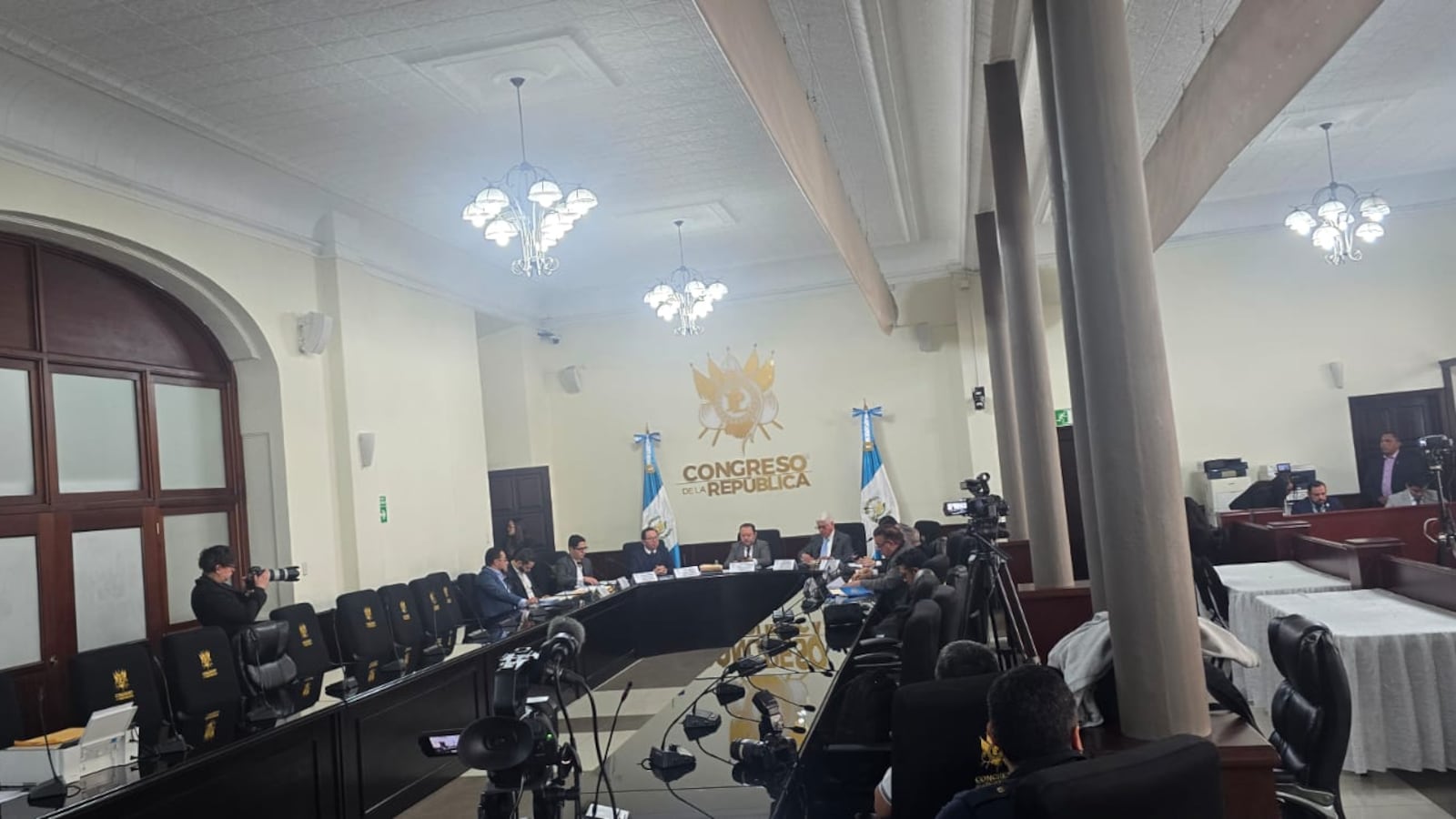 La Postuladora del TSE revisa las tachas contra los candidatos. Foto: Amilcar Avila