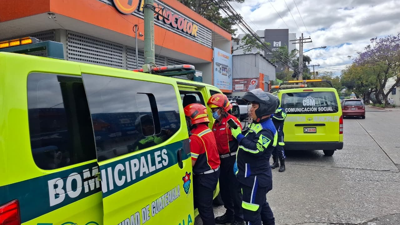 Ataque armado se dio tras intento de asalto en zona 9. Foto: CBM