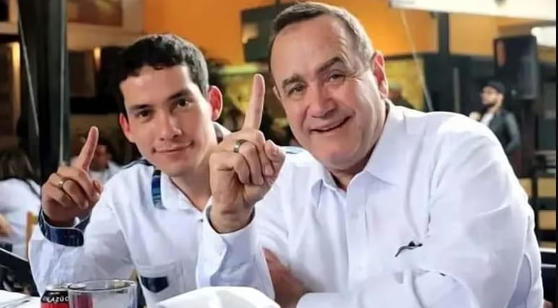 Miguel Martínez y Alejandro Giammattei.