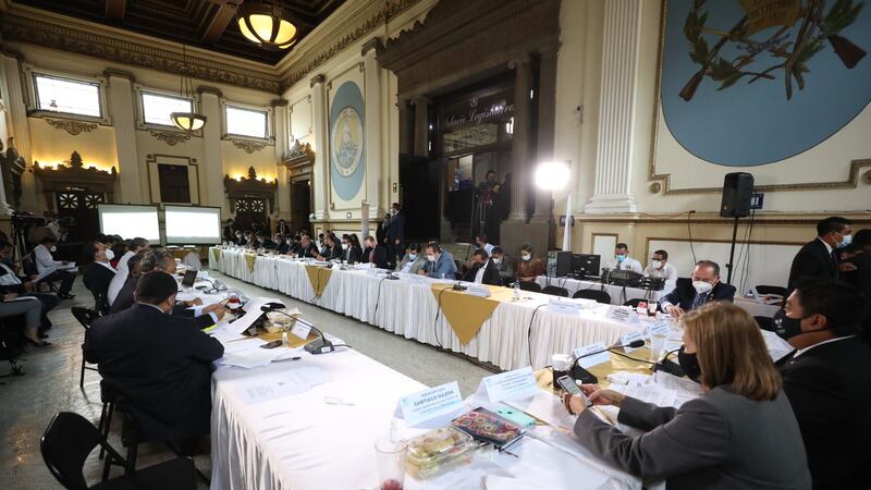 Individualismo en el Congreso retrasa iniciativa de ley para atender emergencia por Covid-19
