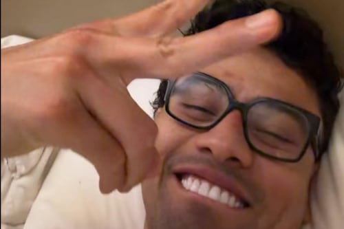 VIDEO. El campeón Lester Martínez duerme con el cinturón