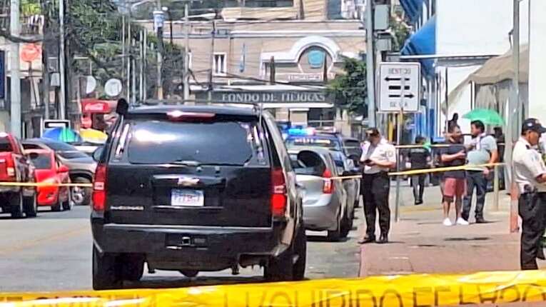 Atentan por segunda vez contra fiscal Miriam Reguero