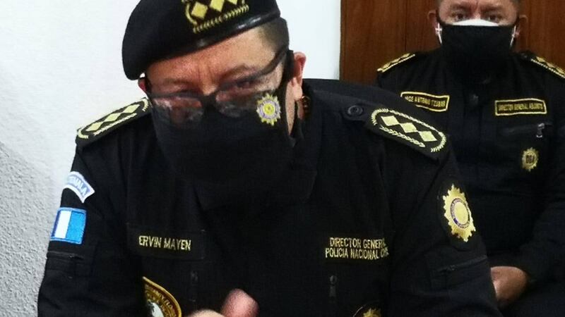 Director de la PNC se somete a pruebas tras tener contacto con agente con Covid-19