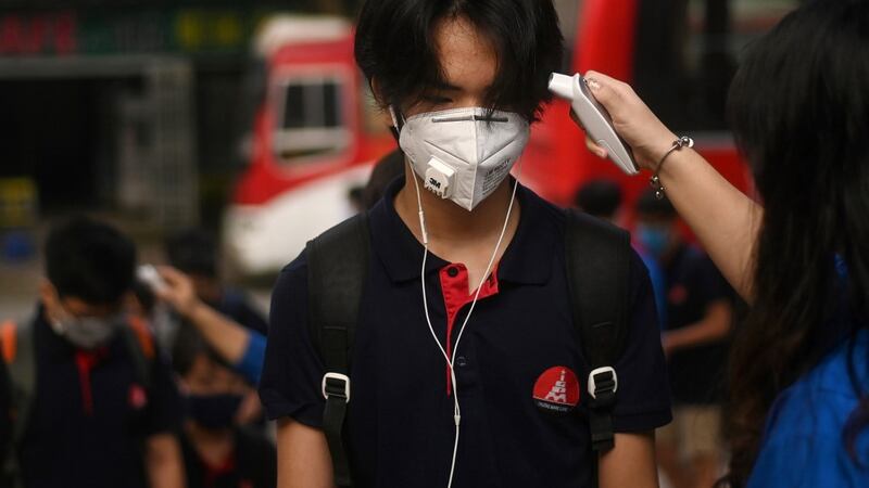 Estudian brote de nuevo tipo de coronavirus “más contagioso”