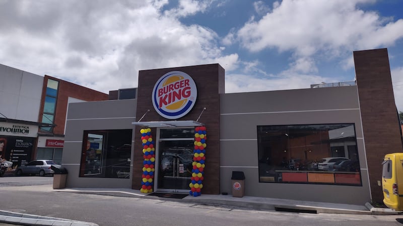 FOTOS. Burger King inaugura su restaurante número 55 en el país