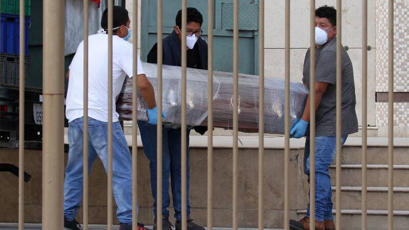¿Qué pasa en Guayaquil? La ciudad ecuatoriana más golpeada por el coronavirus