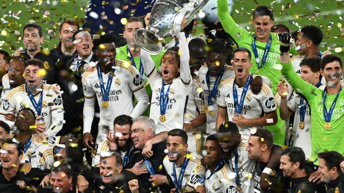 El Real Madrid celebra 123 años de historia con felicitaciones de todo el mundo