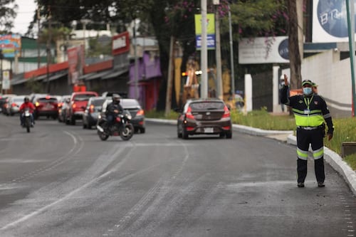 Apagón afecta múltiples zonas de la capital y deja semáforos fuera de servicio