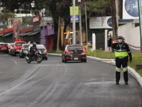 Apagón afecta múltiples zonas de la capital y deja semáforos fuera de servicio
