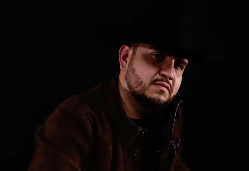 El cantautor habló de varios temas y el anuncio de su gira 2023.