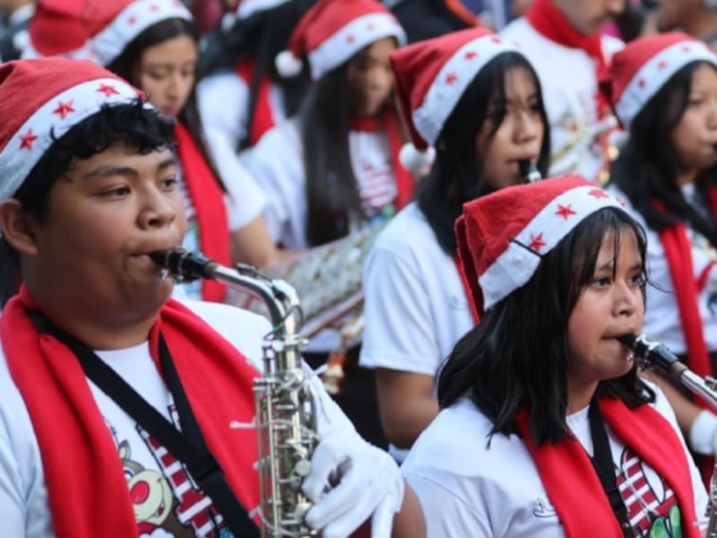 Desfile navideño y rezado impactarán la circulación este domingo