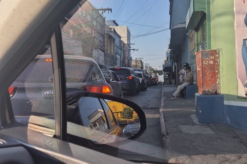 Ataque armado en calzada Roosevelt paraliza el tránsito en varias zonas de la capital