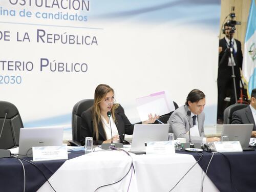 Comisión de Postulación descansa antes de entrevistar a Consuelo Porras