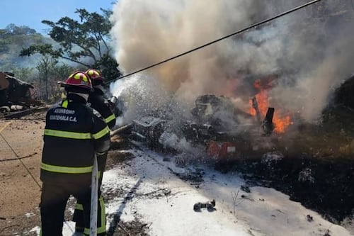 Tragedia en la carretera a Moyuta: conductor de camión calcinado tras accidente
