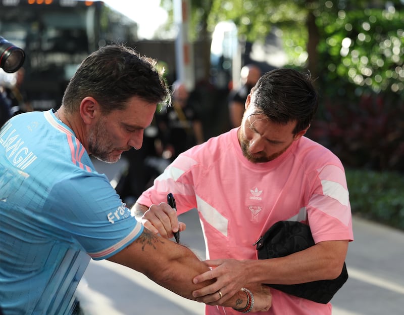 Julián Gil y el futbolista Lionel Messi se conocieron en Miami.