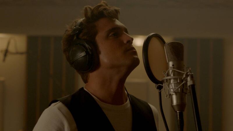Netflix revela detalles de lo que se verá en la segunda temporada de “Luis Miguel”