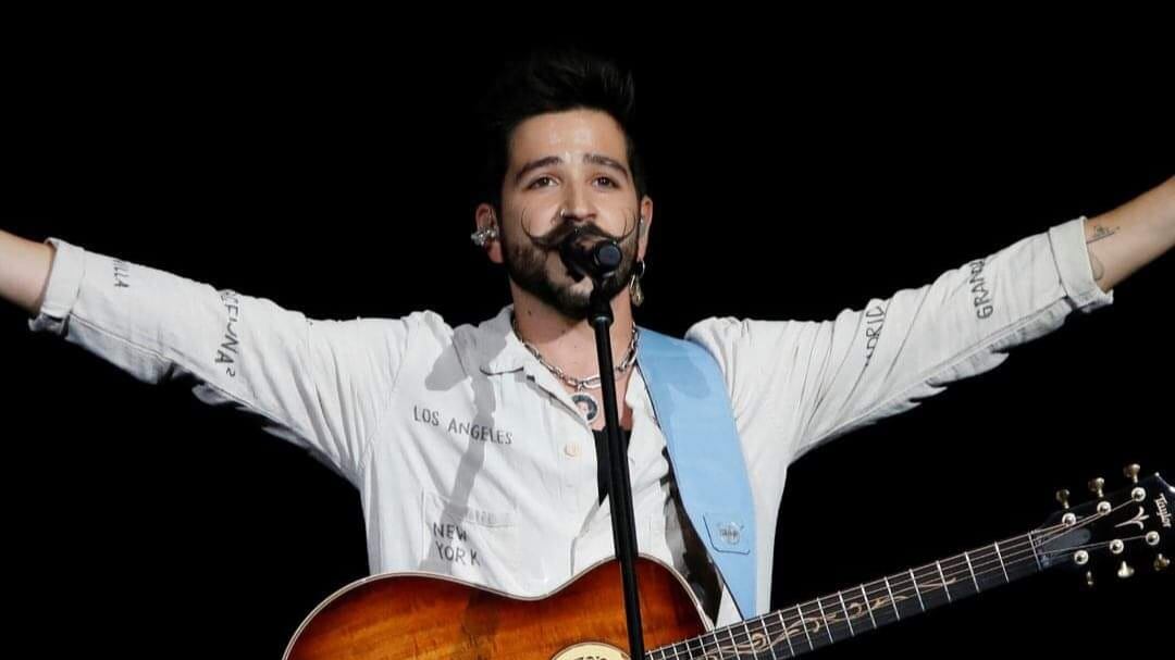 El cantante colombiano Camilo