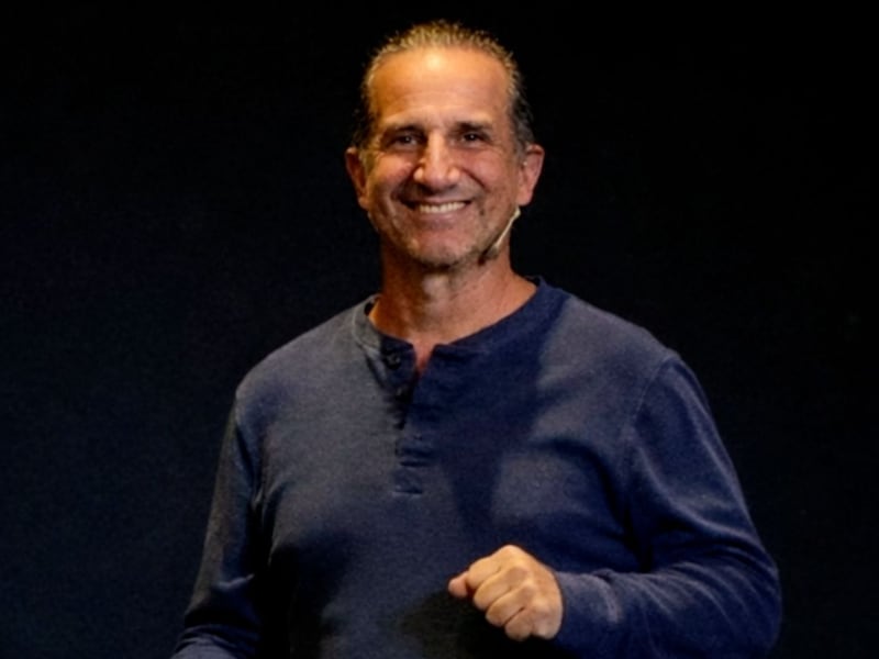 VIDEO. Así disfrutó el actor Plutarco Haza de las procesiones guatemaltecas