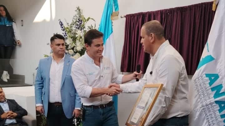 Sebastián Siero lideró el acto de inauguración. Foto: Stanley Herrarte.