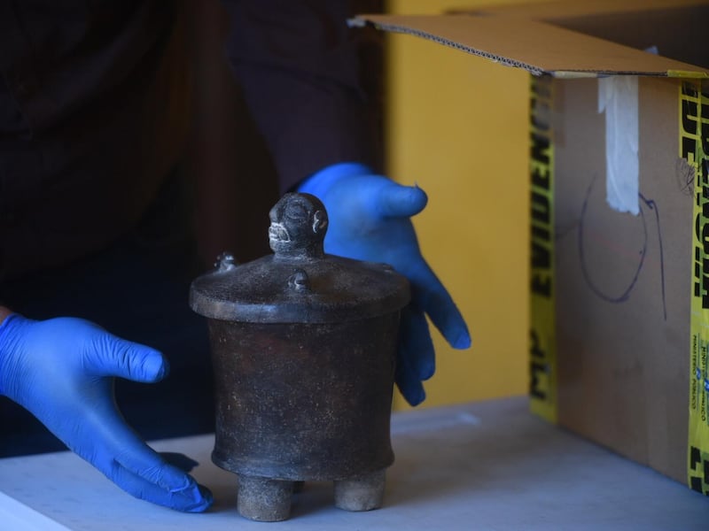 Realizan audiencia de reconocimiento contra pareja acusada de sacar del país piezas arqueológicas
