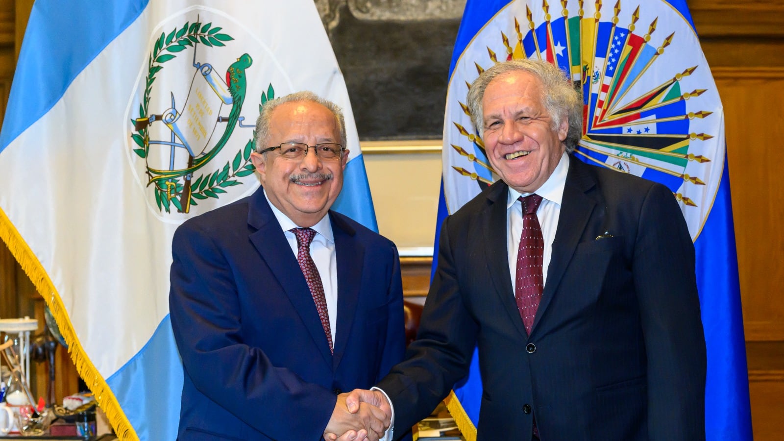 El canciller de Guatemala, Carlos Martínez, reafirmó su apoyo y cooperación en la relación diplomática con la Organización de los Estados Americanos (OEA)
