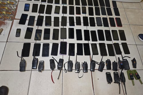 Desmantelan ‘call center’ criminal en la cárcel de Puerto Barrios