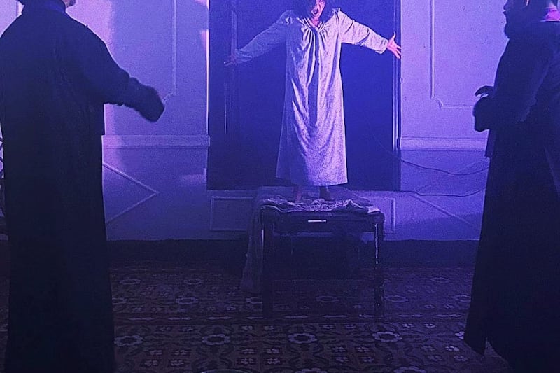 “La Hora Macabra”: El recorrido inmersivo más aterrador del año llega a Ciudad de Guatemala