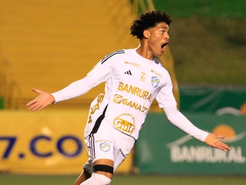 Cremas celebran en casa: Municipal cae por la mínima en el Clásico