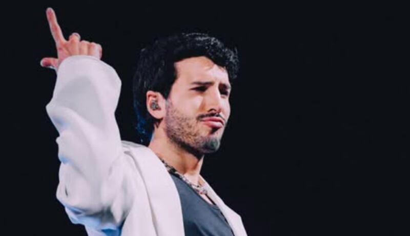 El colombiano estrena nuevo álbum.