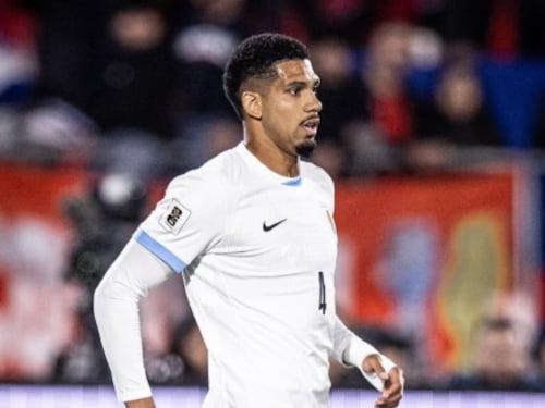 Ronald Araujo rompe el silencio: “Jugué un año y medio con depresión”