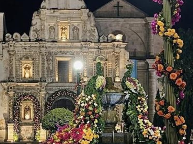 ¿Te apuntas? Quetzaltenango florece con su primer festival: “Entre Pétalos Xela”
