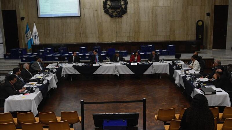 Publican listado de aspirantes a Fiscal General que continúan en el proceso de elección