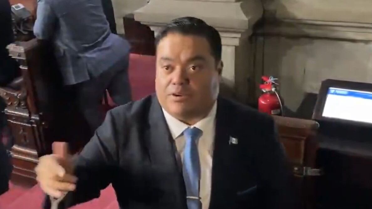 Allan Rodríguez denuncia manipulación del tablero del Congreso