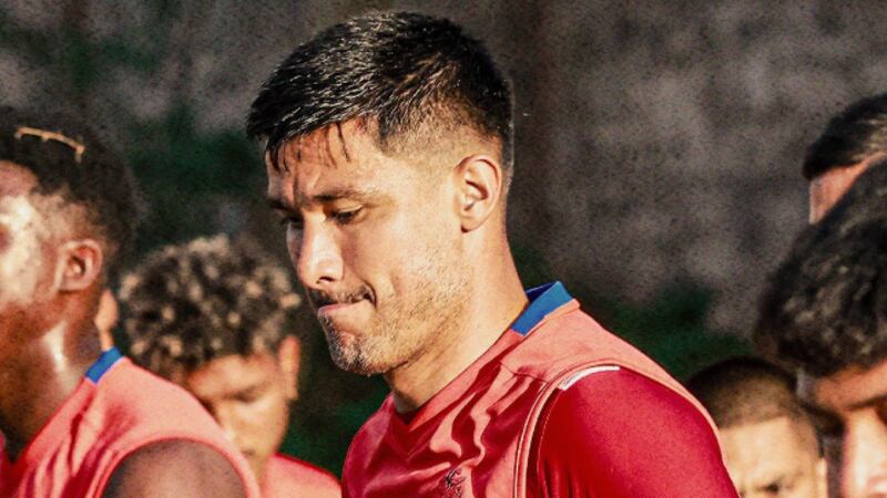 Rojos listos para la batalla centroamericana