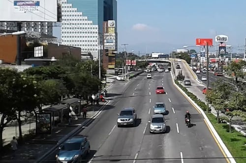¡Liberan bloqueo! Neto Bran dialoga con vecinos por falta de agua en ruta Interamericana