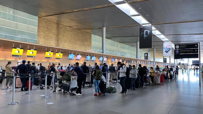 Minex informa que 36 guatemaltecos varados en Colombia retornaron al país