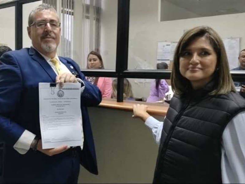 CSJ suspende en definitiva amparo interpuesto por Bernardo Arévalo en contra de la fiscal general