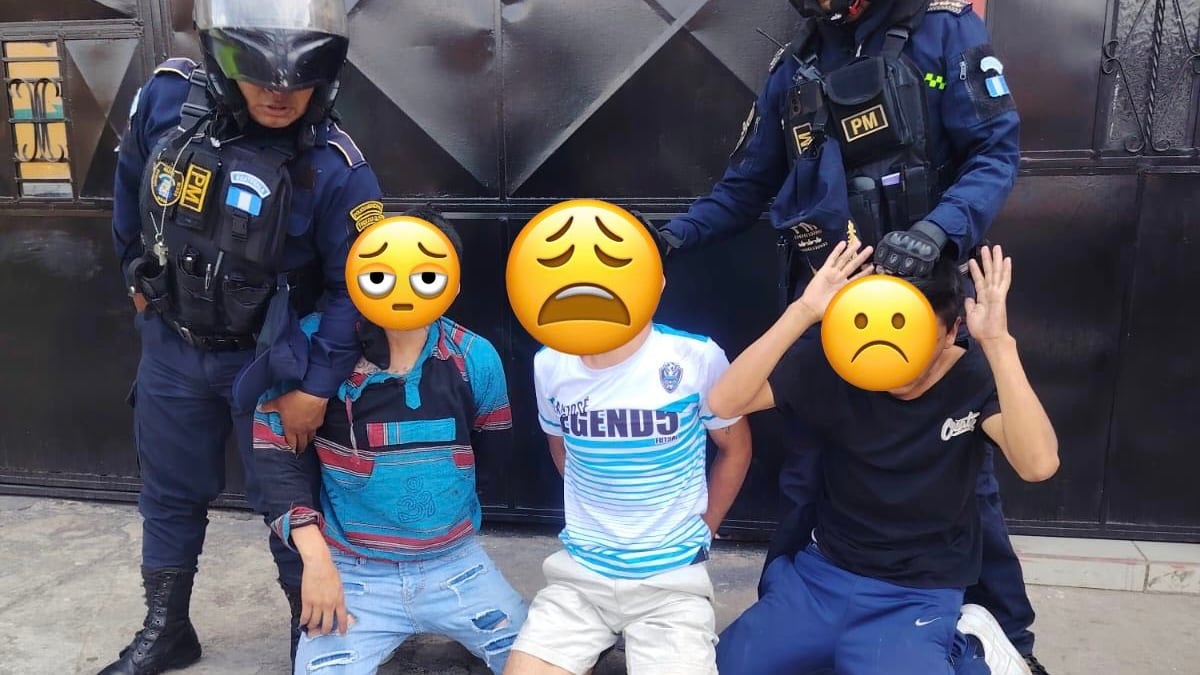 Los capturados fueron puestos a disposición de las autoridades judiciales. Foto: Neto Bran