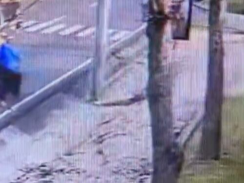 VIDEO. Cámara de vigilancia capta ataque armado contra joven trabajador en zona 16