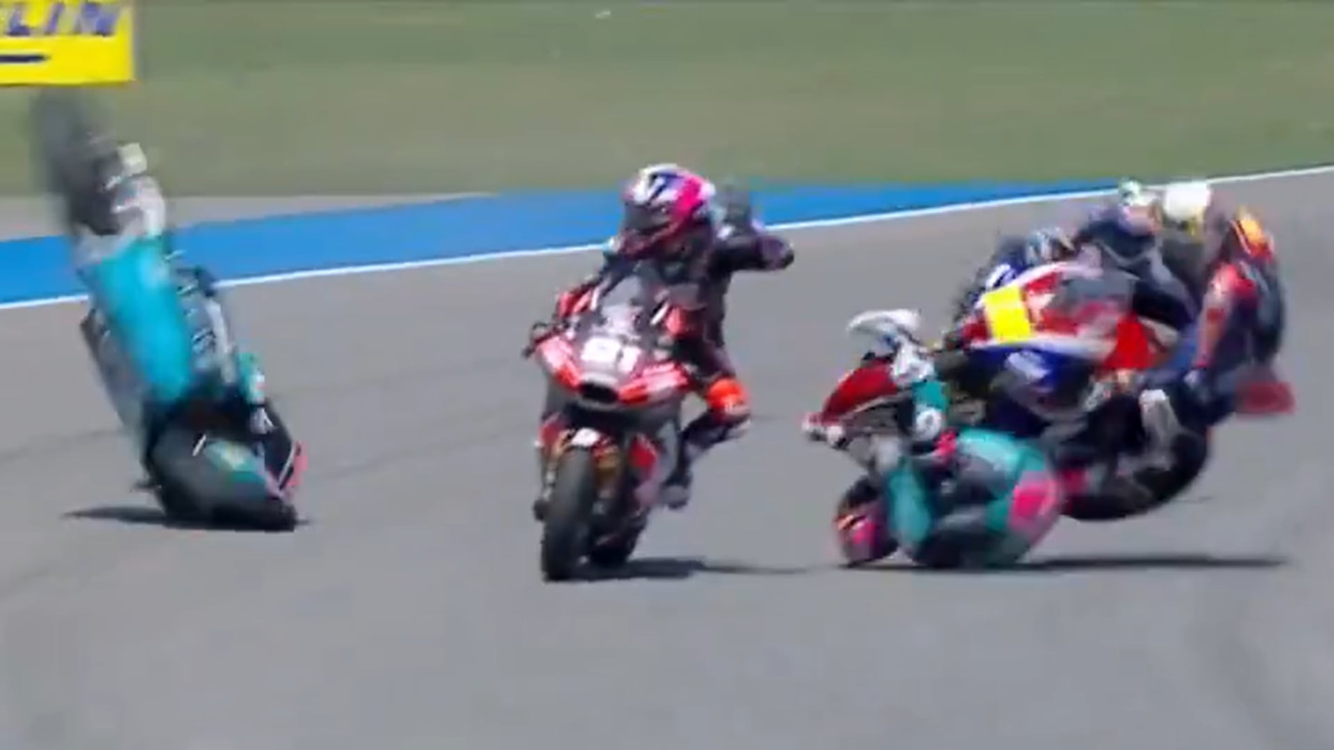 Revelaron el parte médico de David Alonso tras la terrible caída que sufrió