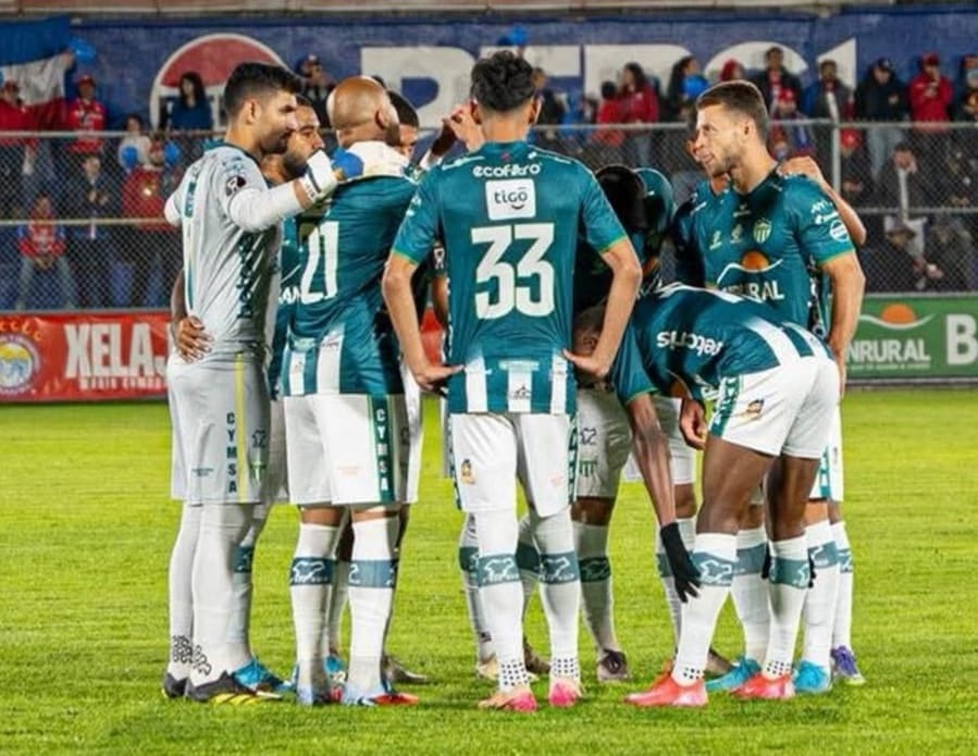 Antigua GFC da un paso firme hacia el título tras vencer 2-0 a Municipal en la final de ida