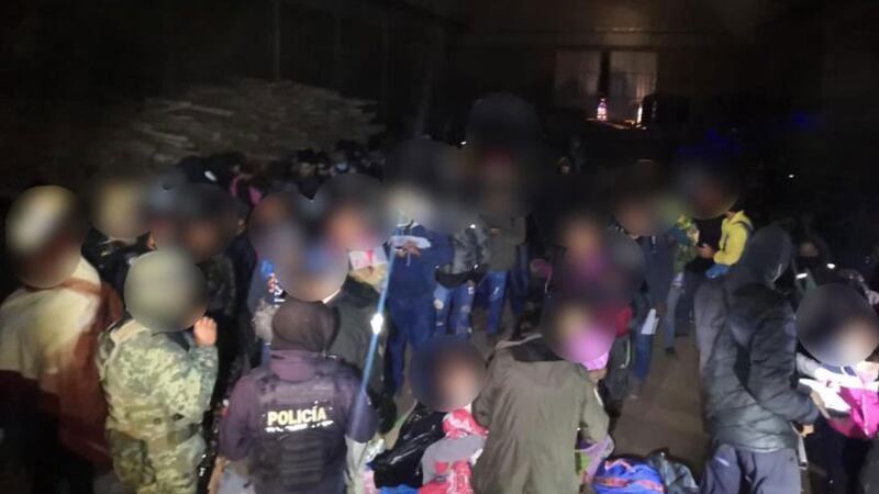 Migración de México identifica a 194 guatemaltecos entre migrantes rescatados en Jilotepec