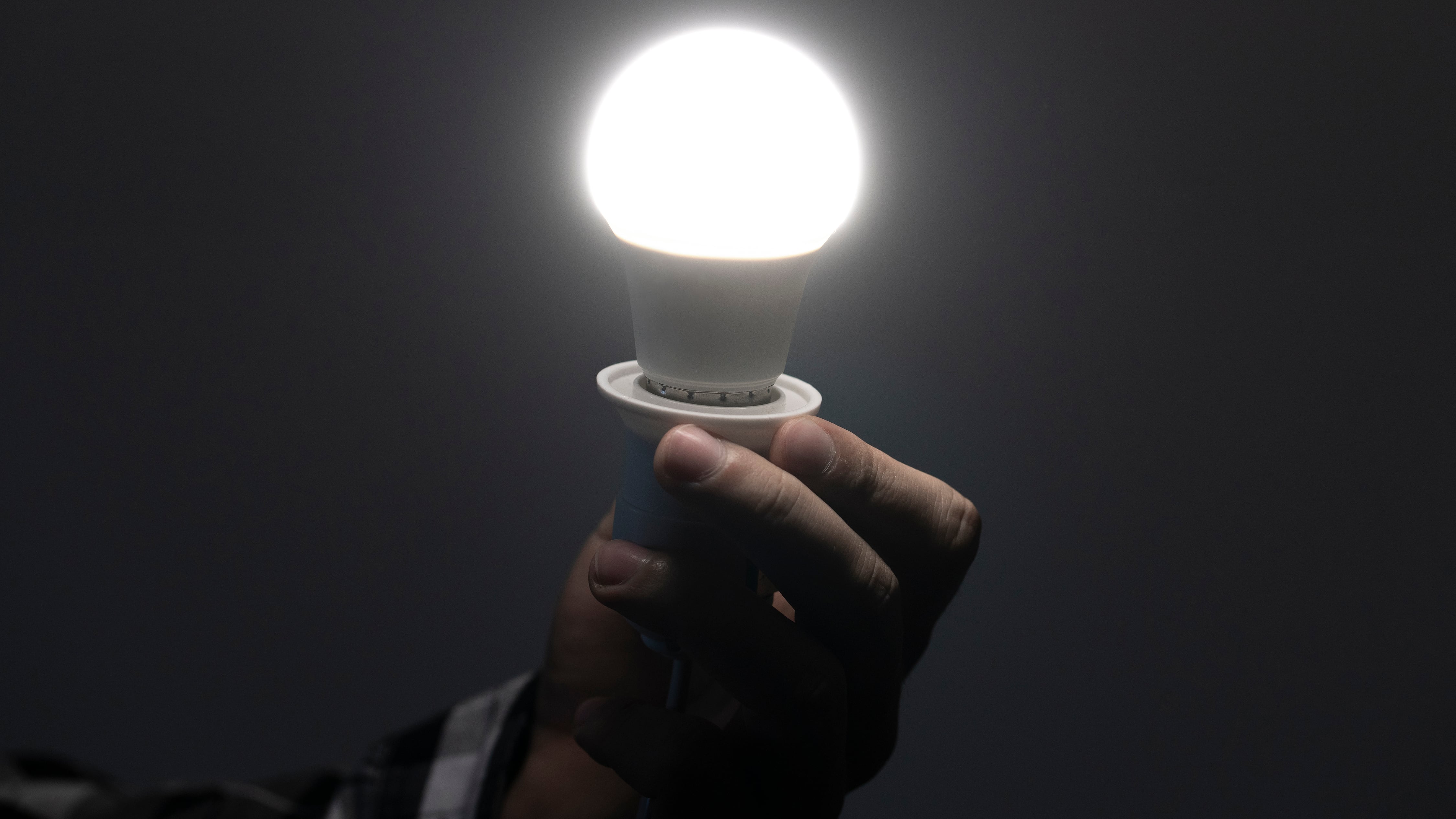 Ciudades con cortes programados de energía en Ecuador