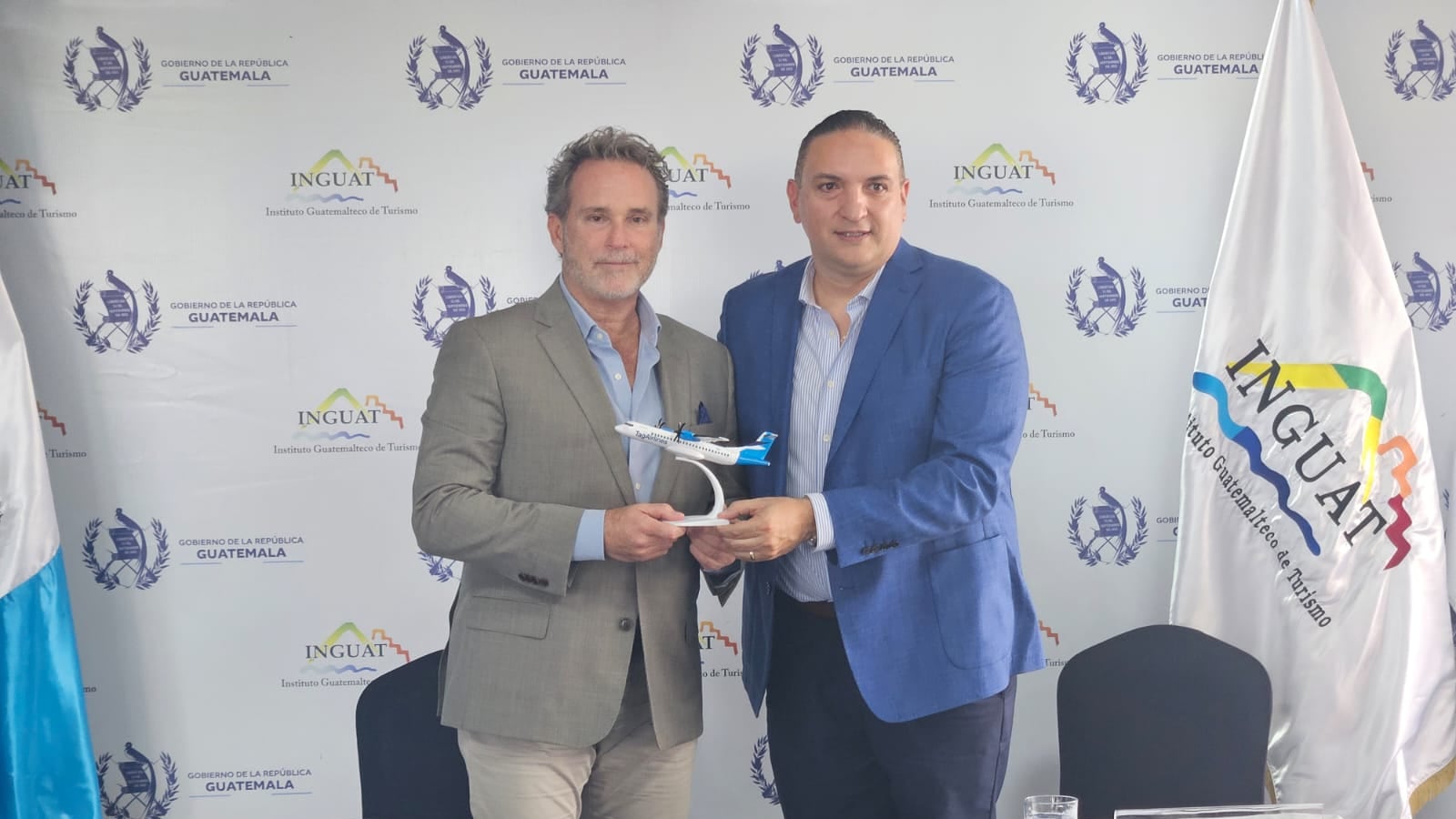 Inguat destaca nueva ruta a El Salvador tras salida de varias aerolíneas del país