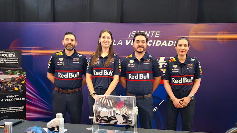 Premiación del ganador de “Vive la emoción de la Fórmula 1 con Honda”