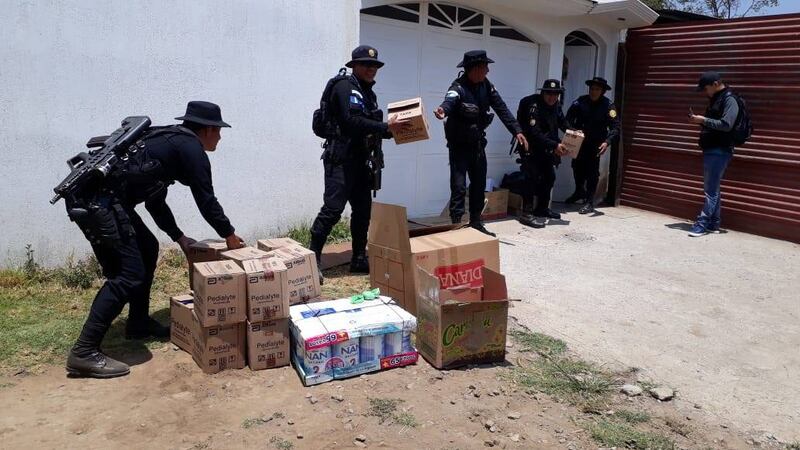 Al menos Q16 mil millones pierde el Estado por ingreso de mercadería de contrabando