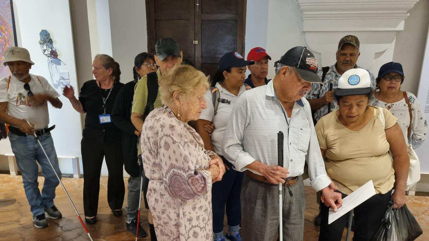 Promoviendo el emprendimiento en favor de Personas con Discapacidad Visual y Auditiva